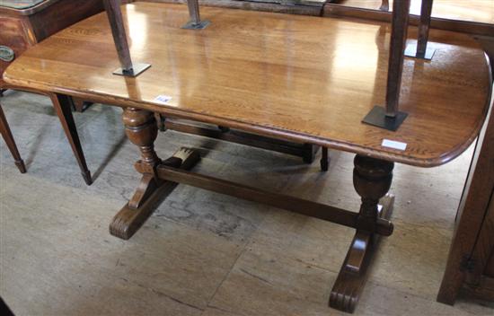 Small oak refectory table